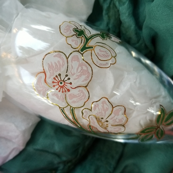 Perrier-Jouet Champagne glasses pair 2 - Painted Anenome Flower Gold pink white - Picture 6 of 10